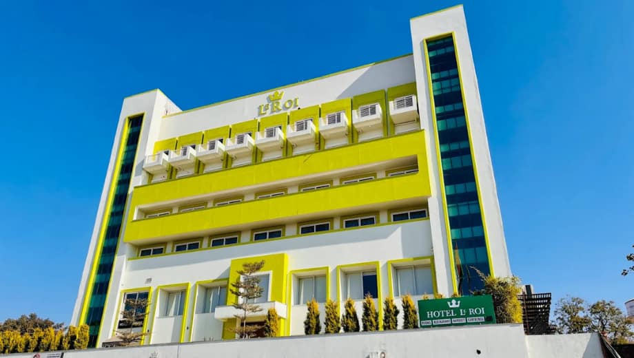 Le roi hotel in dehradun